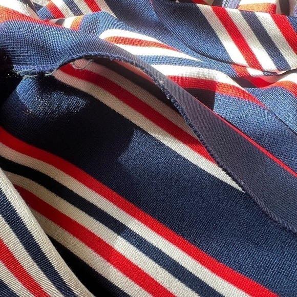 Vintage James Kenrob polyester red/white/blue mock neck shell - Picture 3 of 10